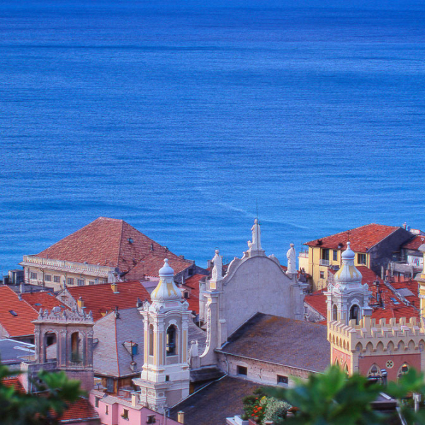 FINALE-PAESAGGIO-CENTRO-STORICO