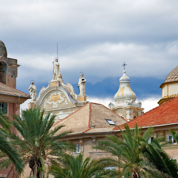 FINALE-MARINA-PALAZZI-SEICENTESCHI-E-BASILICA-S-GIOVANNI-BATTISTA-FOTOSTUDIOLOVISOLO